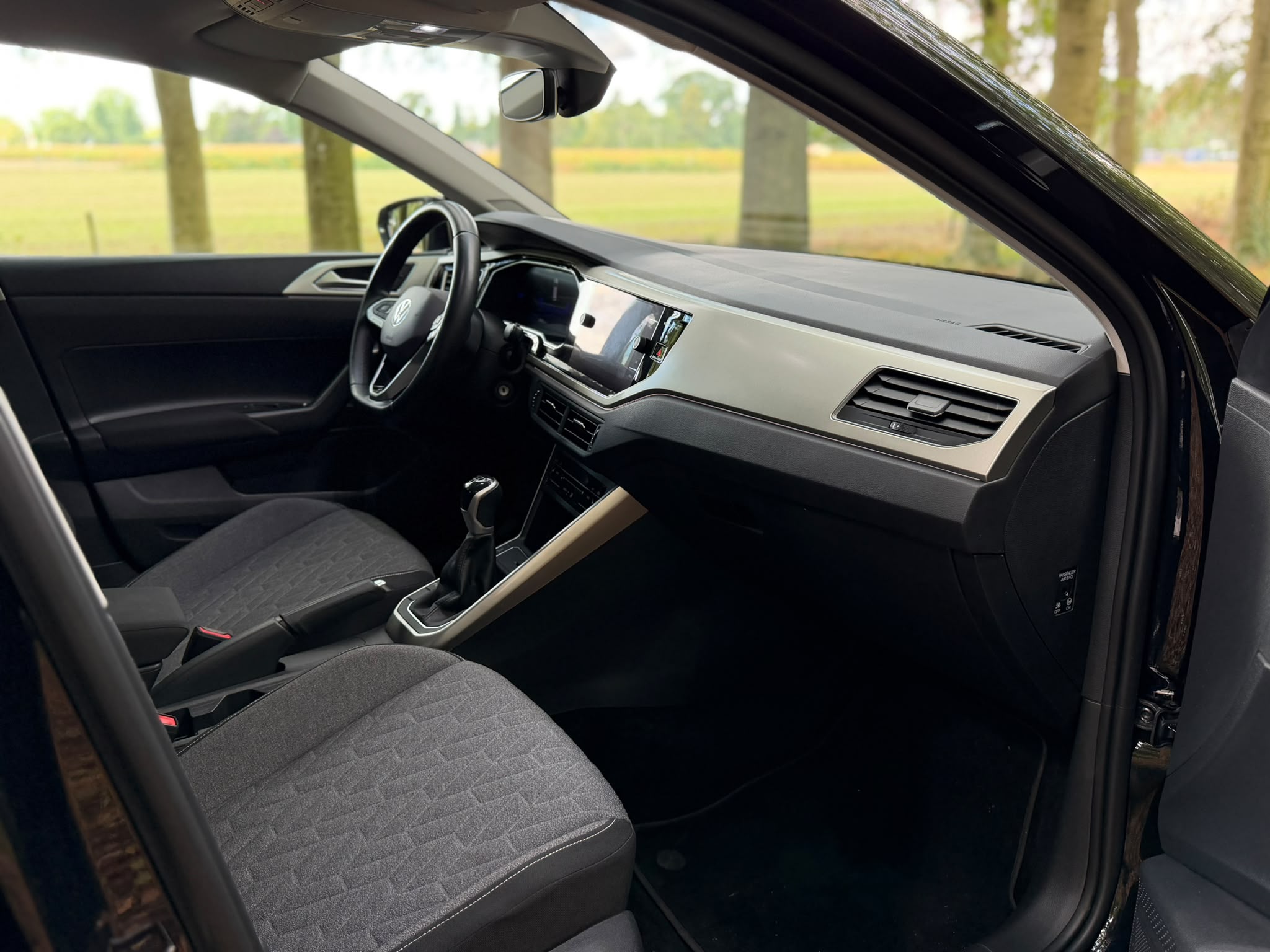 VOLKSWAGEN Polo — foto 9