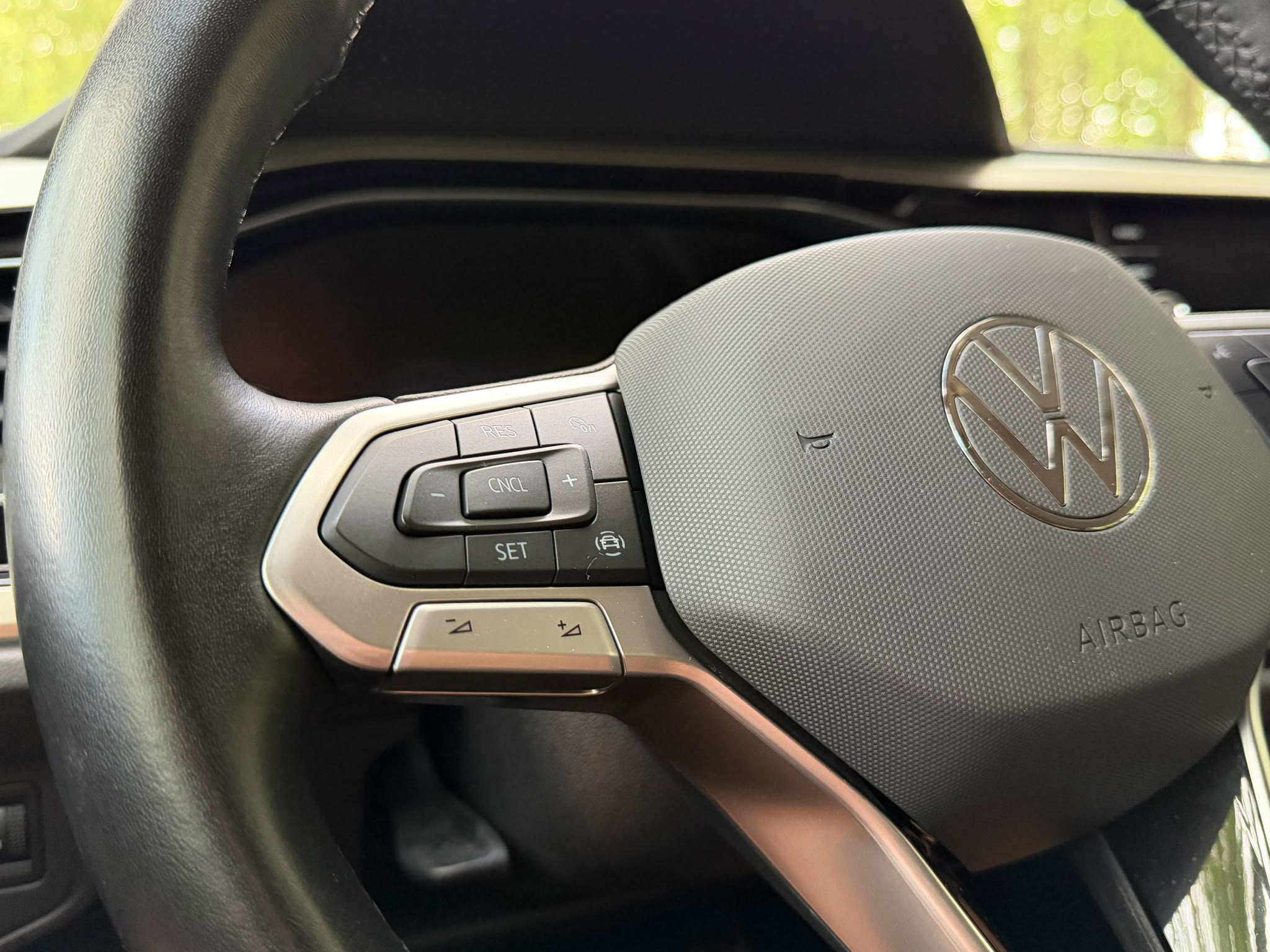 VOLKSWAGEN Polo — foto 8