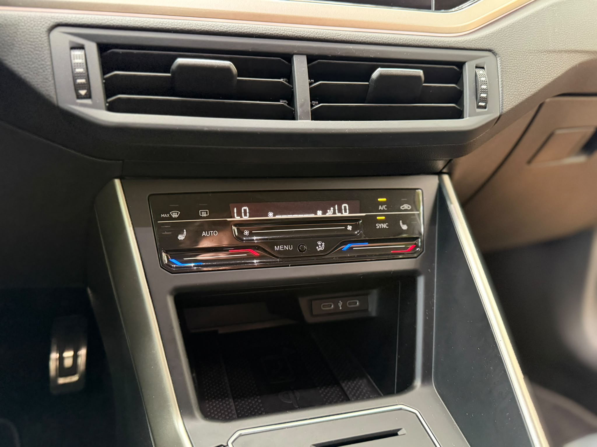 VOLKSWAGEN Polo — foto 15