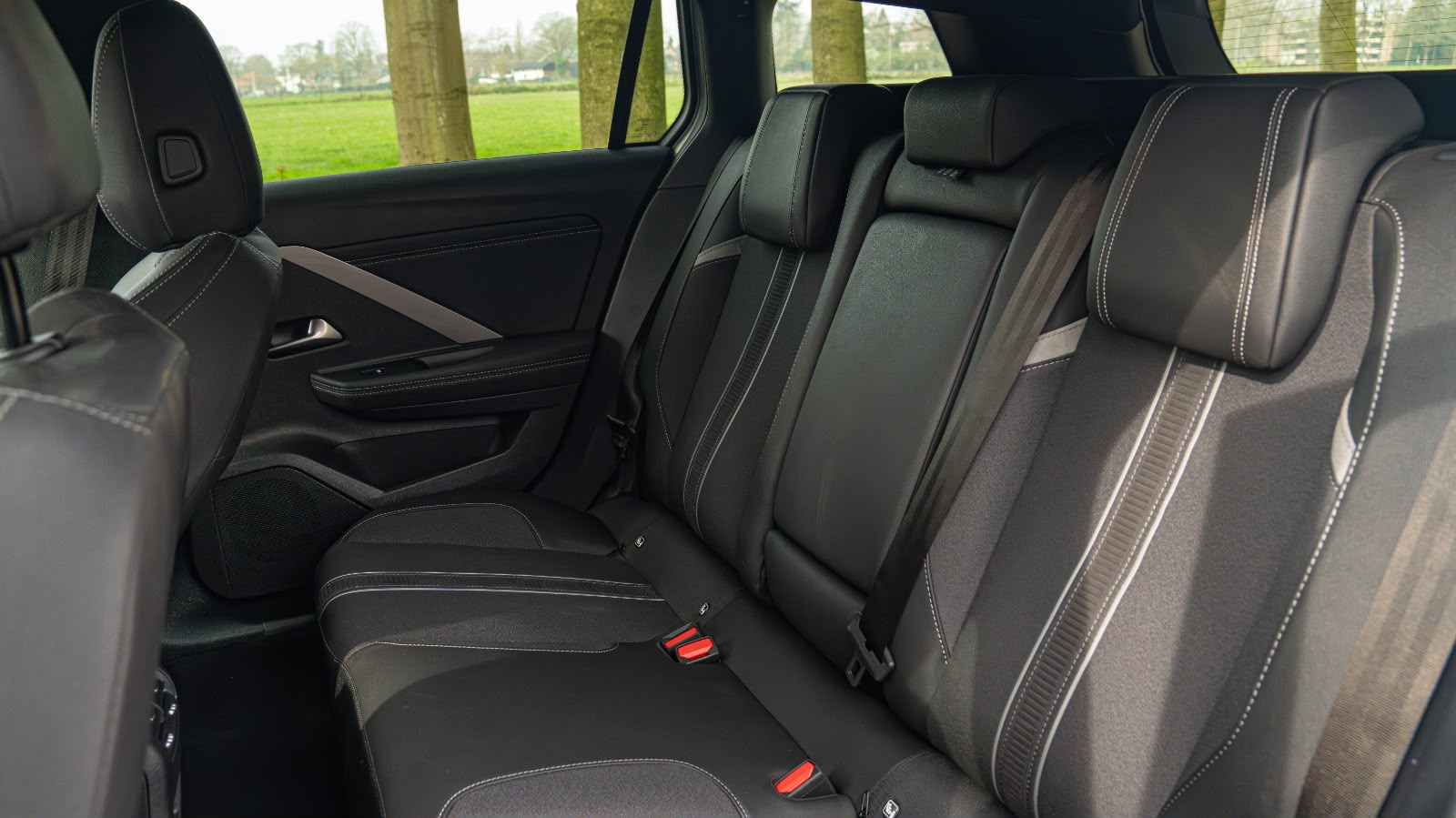 OPEL Astra sports tourer — foto 17