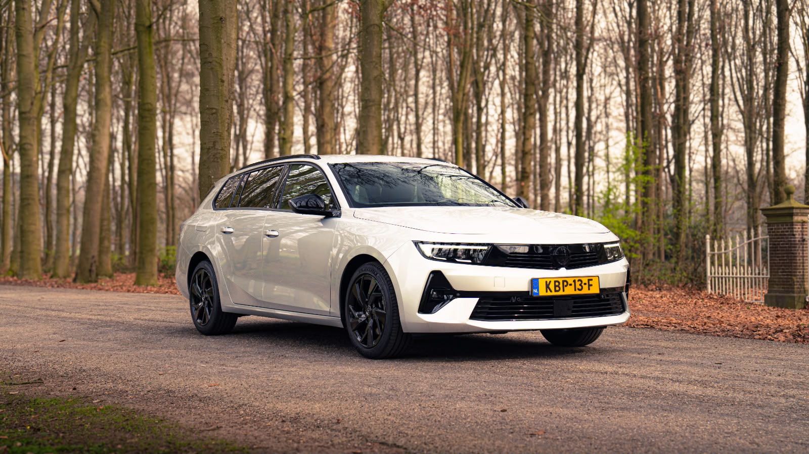 OPEL Astra sports tourer — foto 2