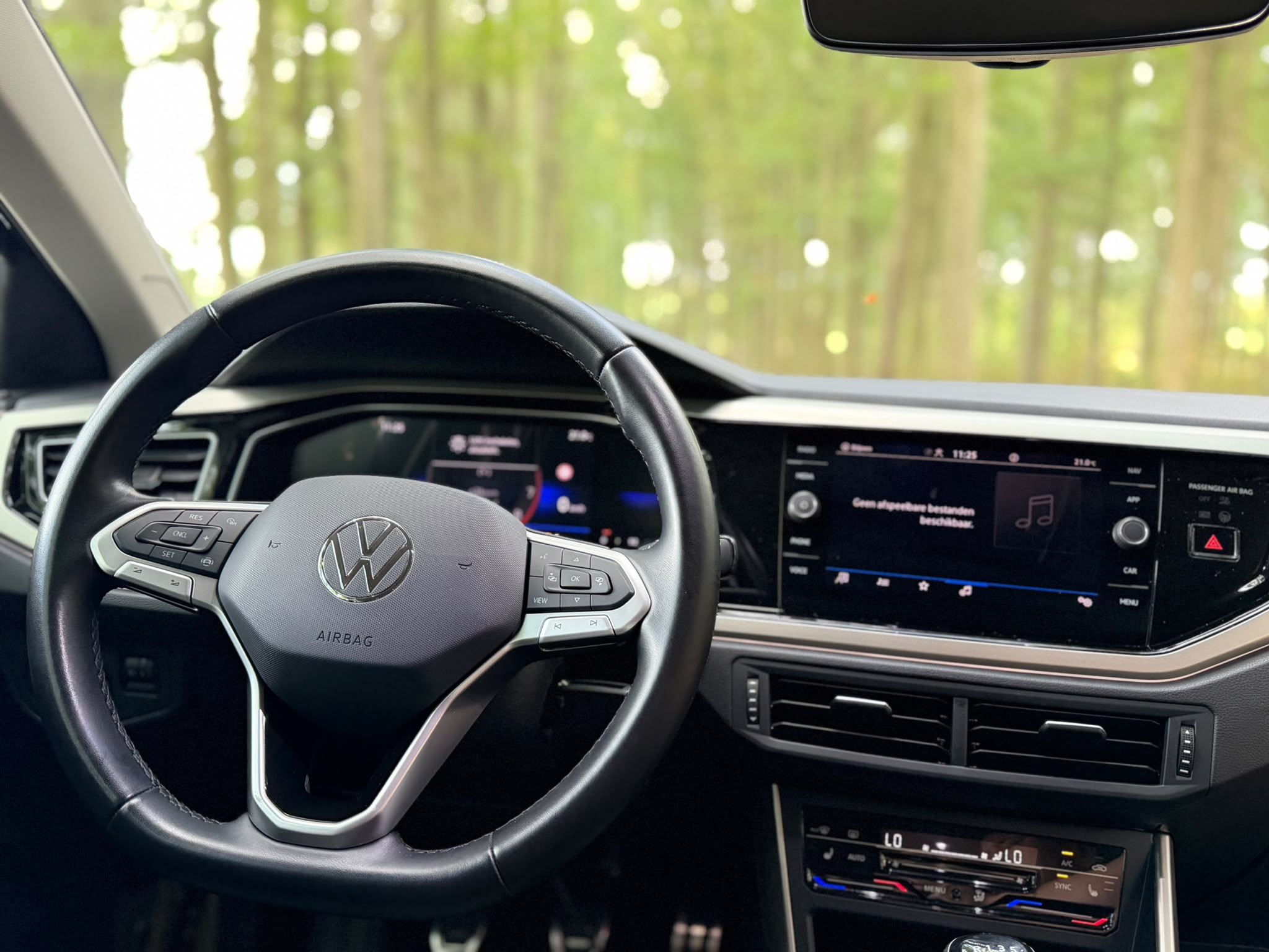 VOLKSWAGEN Polo — foto 7